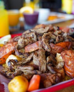 El Arepazo y Pupuseria W 130th St